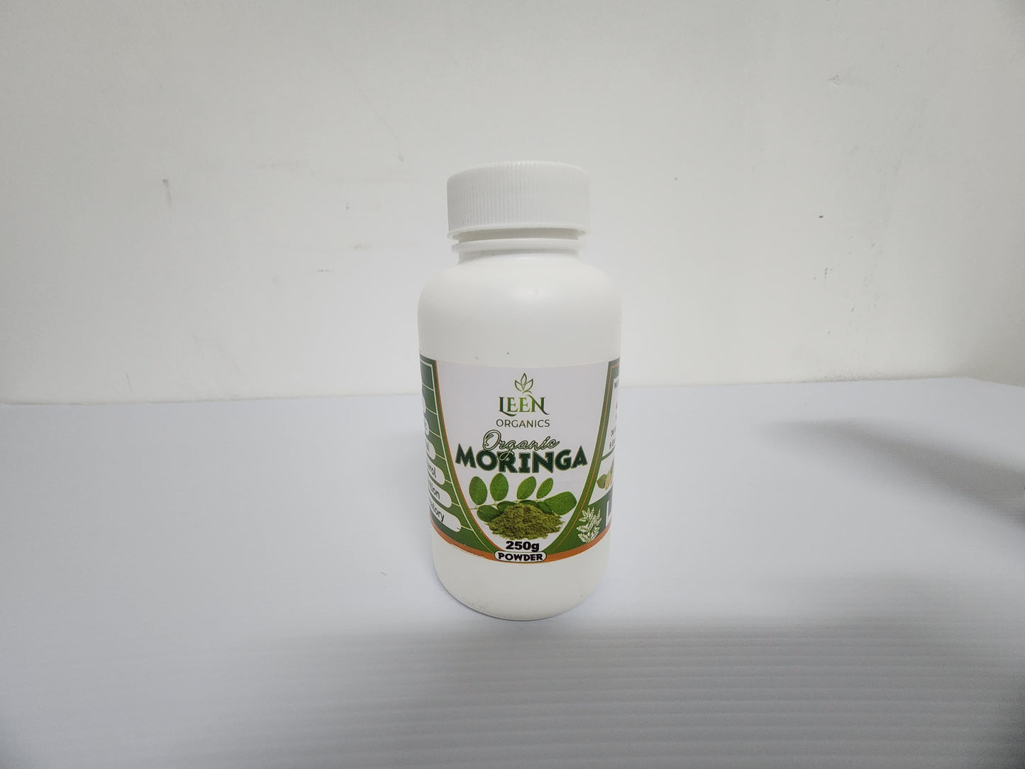 10 moringa capsules